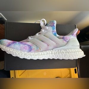 COPY - Womens Adidas Ultra Boost 11